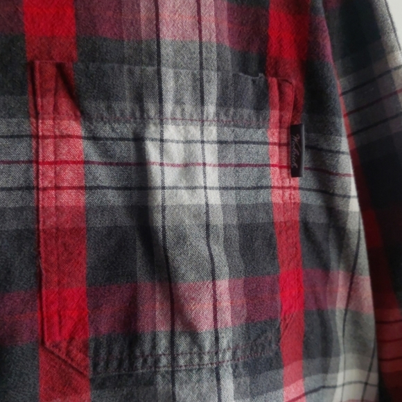 Woolrich Mens Red Plaid Button Down Flannel Shirt Large Lumberjack Outdoors - Picture 5 of 6
